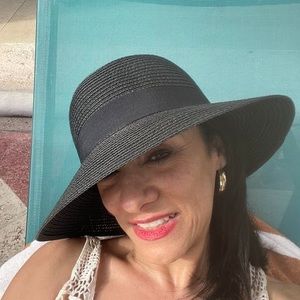 Meet your Posher, Marie